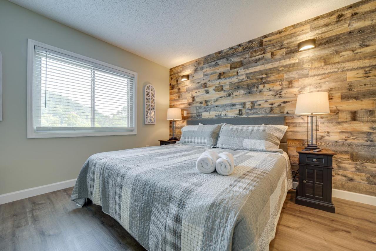 Stylish Gatlinburg Condo With Pool Walk Downtown! Exterior photo